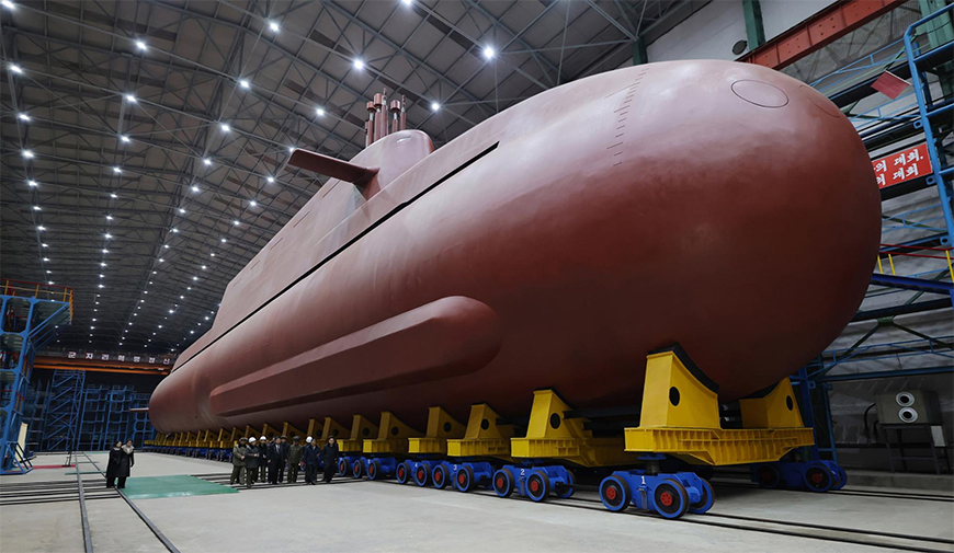 Quân sự thế giới hôm nay (26-12): Triều Tiên lần đầu công bố tàu ngầm hạt nhân nội địa